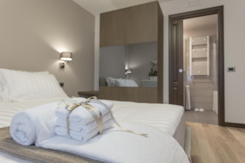 Tenuta Esdra Agrispa Pontecorvo Exteriör bild