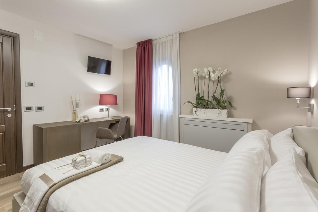 Tenuta Esdra Agrispa Pontecorvo Exteriör bild